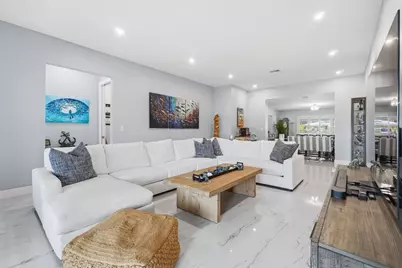 380 SE 5th Avenue, Pompano Beach, FL 33060 - Photo 13