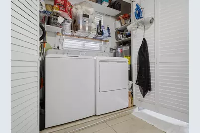 451 SE 1st Avenue # A & B, Pompano Beach, FL 33060 - Photo 17