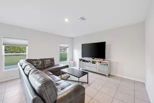 514 Raspberry Rd, Fort Pierce, FL 34981 - Photo 7