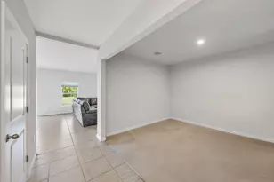 514 Raspberry Rd, Fort Pierce, FL 34981 - Photo 5