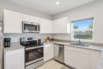 514 Raspberry Road, Fort Pierce, FL 34981 - Photo 11