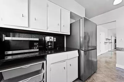 3003 Terramar Street #205, Fort Lauderdale, FL 33304 - Photo 5