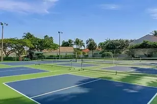 100 Pelican Pointe Dr, Delray Beach, FL 33483 - Photo 25