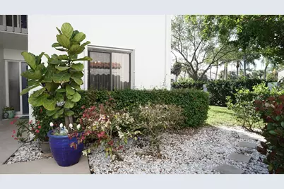 100 Pelican Pointe Drive #103, Delray Beach, FL 33483 - Photo 3