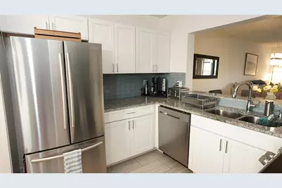100 Pelican Pointe Drive #103, Delray Beach, FL 33483 - Photo 5