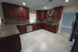 4554 Franwood Dr, Delray Beach, FL 33445 - Photo 5