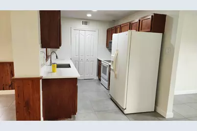461 SW Buxton Avenue, Port Saint Lucie, FL 34983 - Photo 7