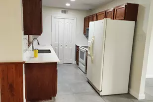 461 SW Buxton Ave, Port Saint Lucie, FL 34983 - Photo 7
