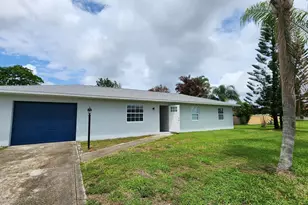 461 SW Buxton Ave, Port Saint Lucie, FL 34983 - Photo 3