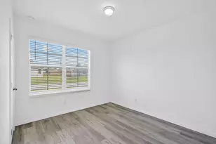 393 SW Tarra Ave, Port Saint Lucie, FL 34953 - Photo 29