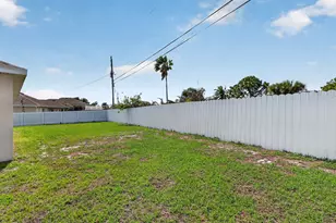 393 SW Tarra Ave, Port Saint Lucie, FL 34953 - Photo 45