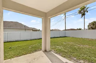393 SW Tarra Ave, Port Saint Lucie, FL 34953 - Photo 35