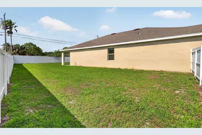 393 SW Tarra Avenue, Port Saint Lucie, FL 34953 - Photo 37