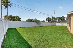 393 SW Tarra Ave, Port Saint Lucie, FL 34953 - Photo 47