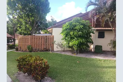 4403 SE Rende Lane, Lake Worth, FL 33461 - Photo 5