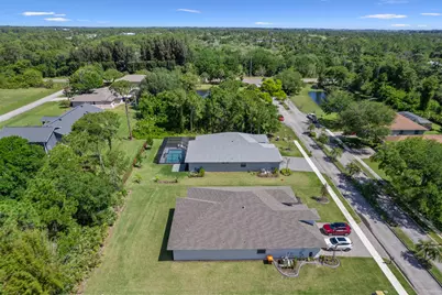 6805 49th Court, Vero Beach, FL 32967 - Photo 5