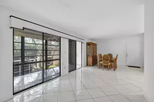 7648 Ashmont Cir, Tamarac, FL 33321 - Photo 7
