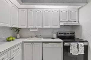 7648 Ashmont Cir, Tamarac, FL 33321 - Photo 21