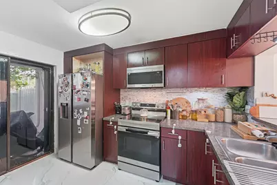 644 NE 195th Street, Miami, FL 33179 - Photo 7