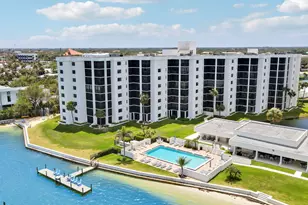19800 Sandpointe Bay Dr, Tequesta, FL 33469 - Photo 5
