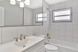 541 NE 18th St, Boca Raton, FL 33432 - Photo 13