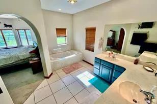 3046 N Bowden Rd, Avon Park, FL 33825 - Photo 13