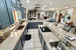 3046 N Bowden Rd, Avon Park, FL 33825 - Photo 5