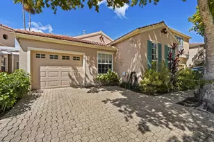 15 Via Carrara, Palm Beach Gardens, FL 33418 - Photo 5