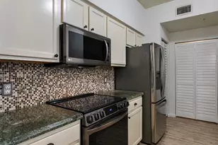 10103 W Myrtlewood Cir Circle W, Palm Beach Gardens, FL 33418 - Photo 7