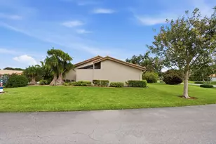 5743 Lakeview Mews Dr, Boynton Beach, FL 33437 - Photo 5
