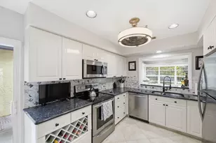 5743 Lakeview Mews Dr, Boynton Beach, FL 33437 - Photo 17