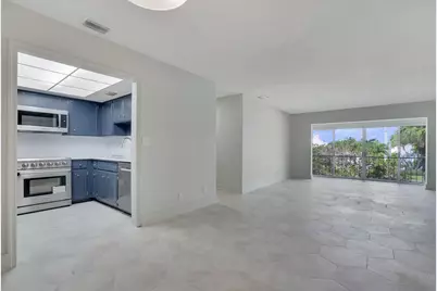 315 Venetian Drive #8, Delray Beach, FL 33483 - Photo 5