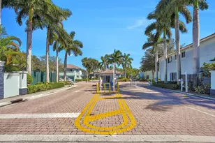1969 Alamanda Way, Riviera Beach, FL 33404 - Photo 25