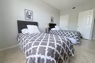 2080 Greenview Shores Blvd, Wellington, FL 33414 - Photo 13