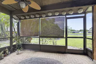 67 Macadamia Ct, Royal Palm Beach, FL 33411 - Photo 25