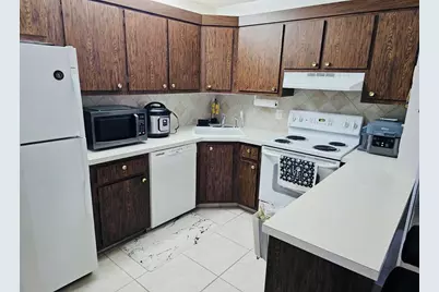 443 Pine Glen Lane #C-2, Greenacres, FL 33463 - Photo 3