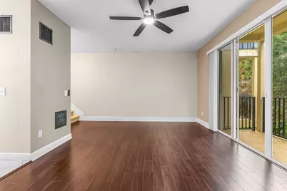 1620 42nd Square #104, Vero Beach, FL 32960 - Photo 7