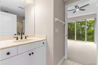 1620 42nd Square #104, Vero Beach, FL 32960 - Photo 17