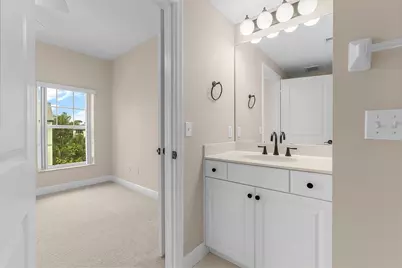 1620 42nd Square #104, Vero Beach, FL 32960 - Photo 19