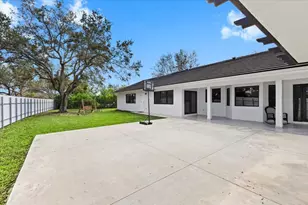20221 NW 8th St, Pembroke Pines, FL 33029 - Photo 23
