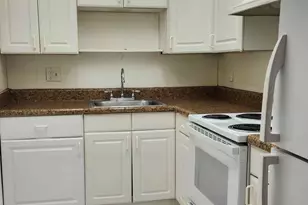 488 NE 18th Ave, Homestead, FL 33033 - Photo 9