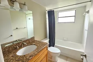 1581 Balfour Point Dr, West Palm Beach, FL 33411 - Photo 15