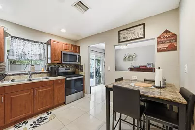 2350 NW 60th Avenue, Sunrise, FL 33313 - Photo 9
