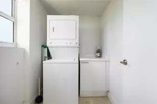 14951 Royal Oaks Ln, North Miami, FL 33181 - Photo 21