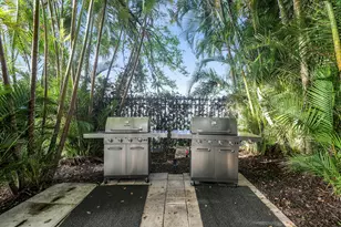 2640 Lake Shore Dr, Riviera Beach, FL 33404 - Photo 39