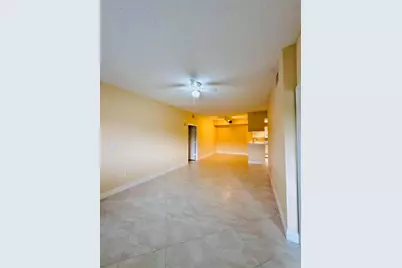 2917 Tuscany Court #204, Palm Beach Gardens, FL 33410 - Photo 5