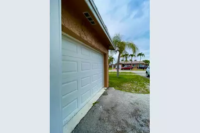 11420 NW 35th Street, Sunrise, FL 33323 - Photo 37