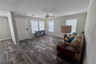 366 Whippoorwill Cir, Fort Pierce, FL 34982 - Photo 3