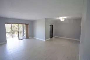 8002 Lagos De Campo Blvd, Tamarac, FL 33321 - Photo 5