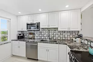 4015 W Palm Aire Dr, Pompano Beach, FL 33069 - Photo 9